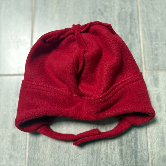 Baby Gap Fleece Pom Pom Beanie Velcro Chin Strap Red Size - Picture 3 of 7